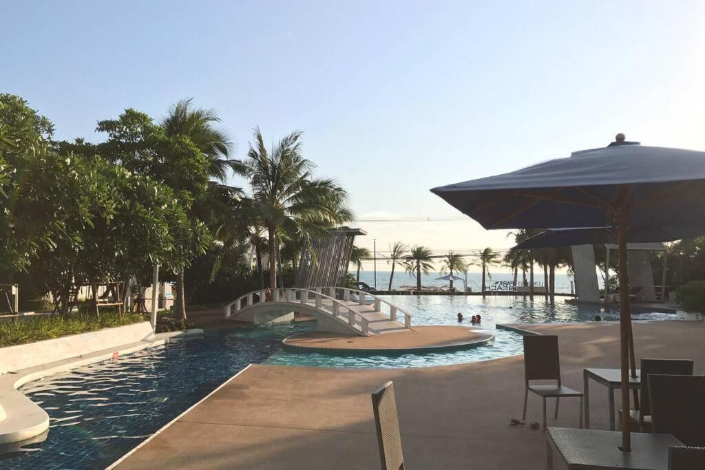 Stunning Seaview Suite Jomtien Beach Exterior photo